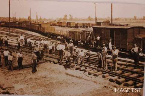 Ouvriers du chemin de fer (Revigny-sur-Ornain)